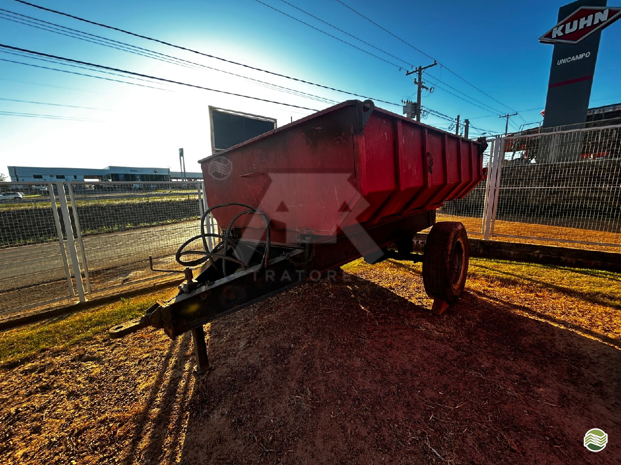 IMPLEMENTOS AGRICOLAS CARRETA AGRÍCOLA CARRETA BASCULANTE ATR Tratores PALMAS TOCANTINS TO